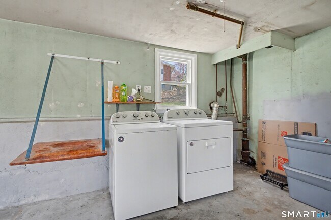 Building Photo - 41 Sunnybrook Bend