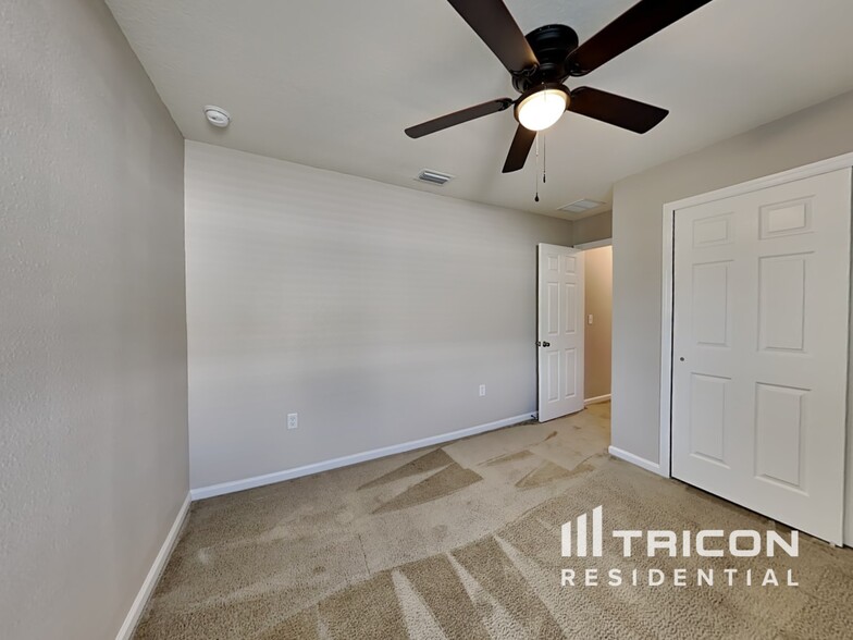 Building Photo - 217 Sawmill Landing Dr