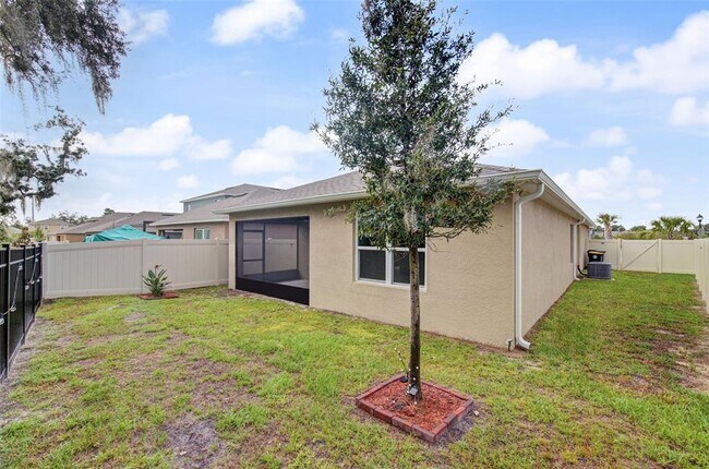 Building Photo - 2164 Big Bend Ave