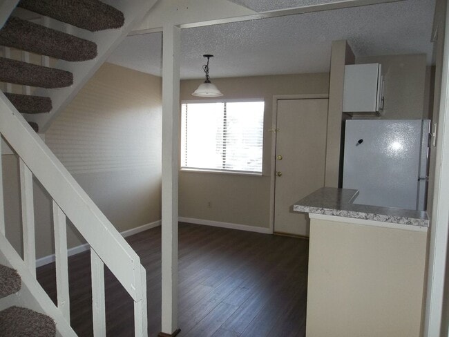 Building Photo - Bright & Airy Condo Near CSU and Bike Paths