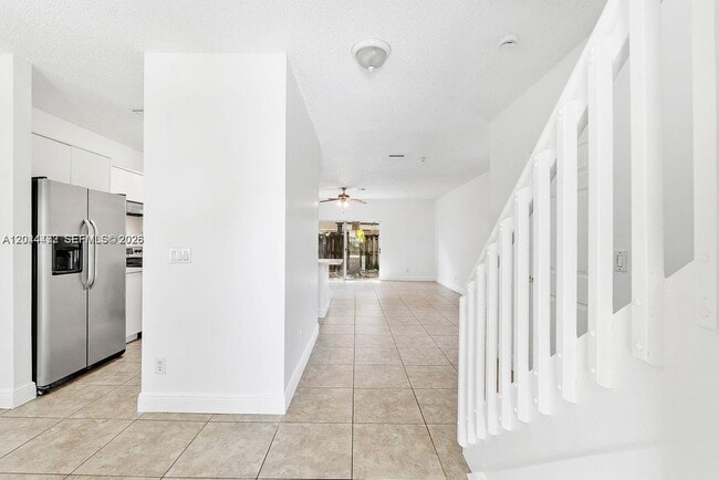 Building Photo - 16035 Emerald Cove Rd