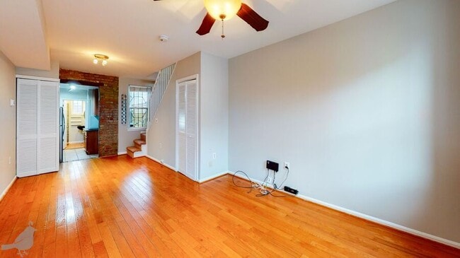 Building Photo - 404 Richardson Pl NW