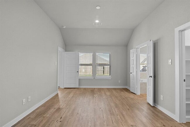 Building Photo - 4703 Preservation Oaks Ln