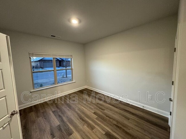 Building Photo - 339 Cypress Holw Trl