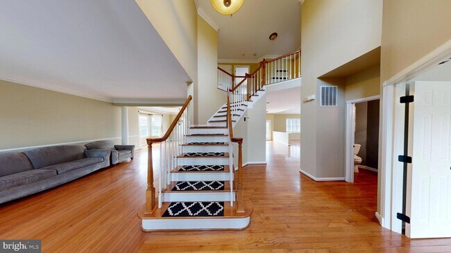 Building Photo - 43799 Abbott Pl
