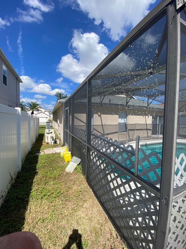 Building Photo - 4 Bedroom Pool Home in Davenport, FL