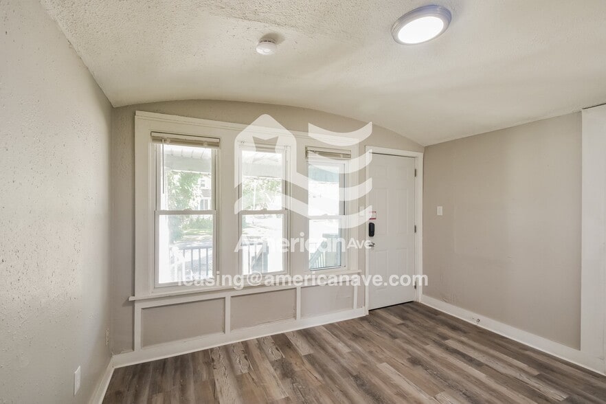 Building Photo - 3852 N 28th St