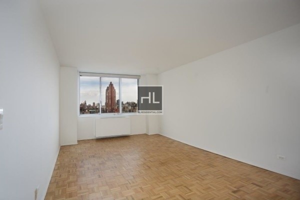 Building Photo - No Fee The Pinnacle of Upper West Side Liv...