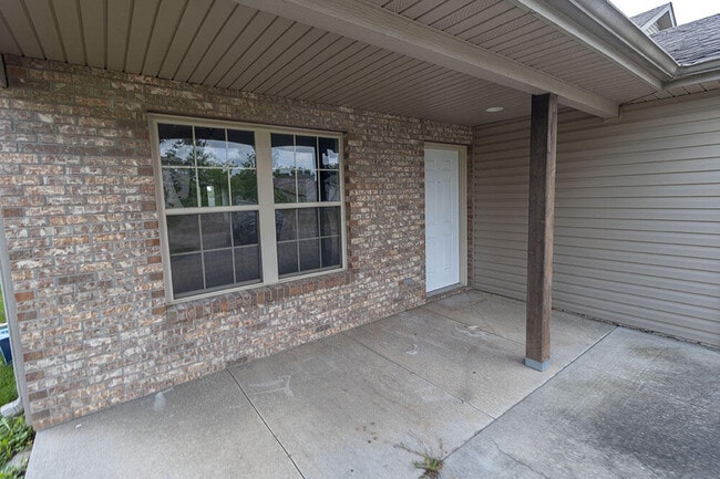 Building Photo - 3910 Snowy Owl Dr