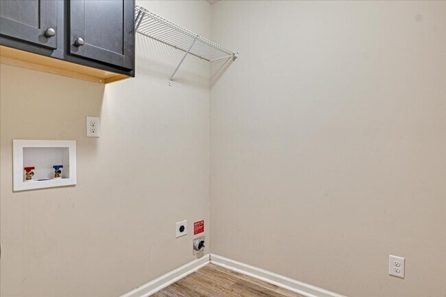 Building Photo - 4128 Pullman Cir