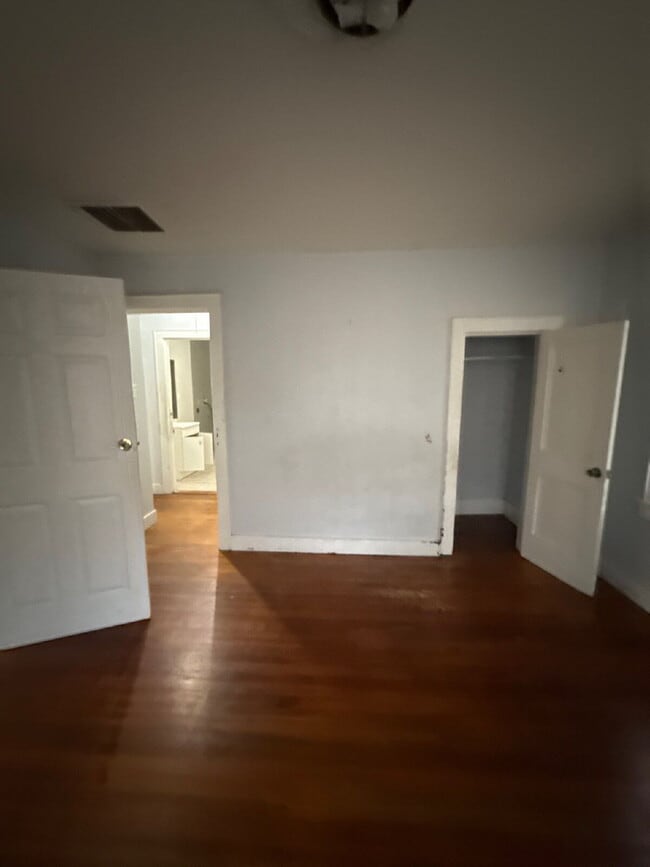 Building Photo - 719 Craft Rd