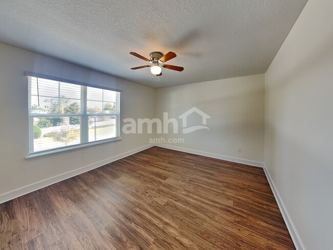 Building Photo - 1847 Silver Point