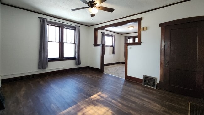 Building Photo - 1316 3rd Ave N