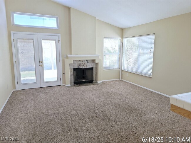 Building Photo - 194 Kachina Dr