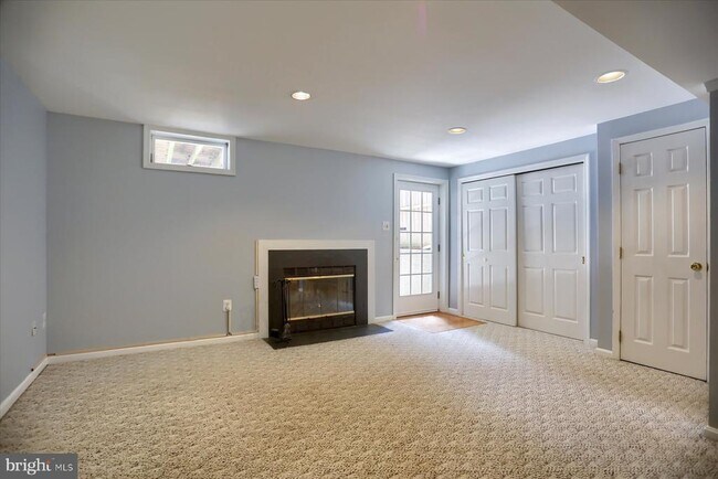 Building Photo - 437 Ashton Ln