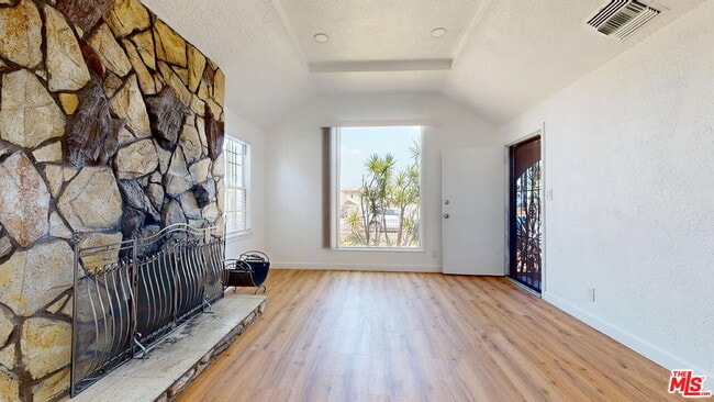Primary Photo - 7707 Harvard Blvd