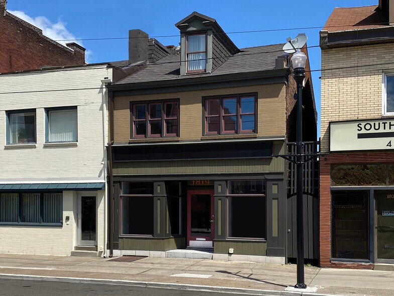 Building Exterior - 1819 E Carson St