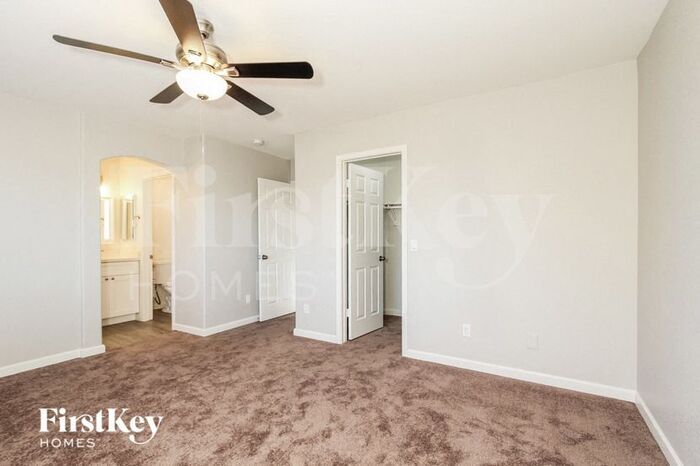 Building Photo - 8555 W Sunnyslope Ln