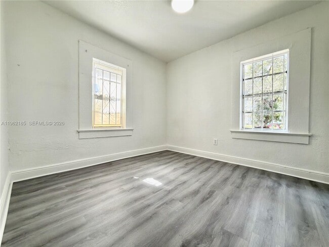 Building Photo - 5720 NW 23rd Ave