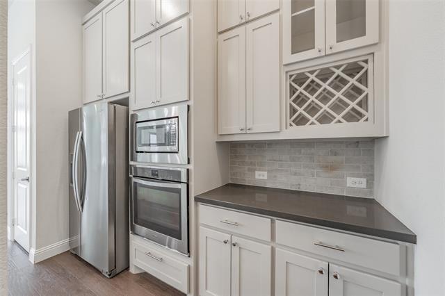 Building Photo - 8075 Sunflower Ln