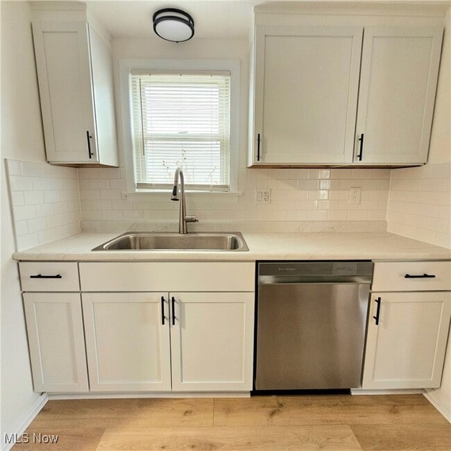 Building Photo - 665 Cherokee Trail