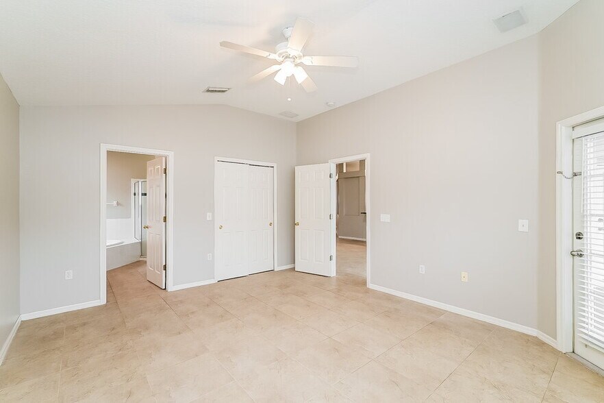 Building Photo - 12610 Rockrose Glen