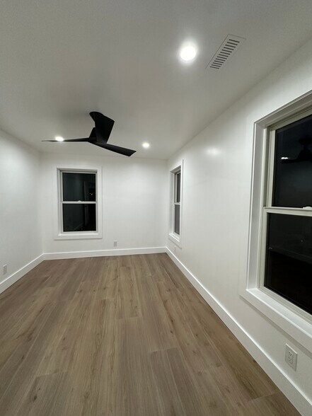 Master Bedroom - 1285 W 67th St
