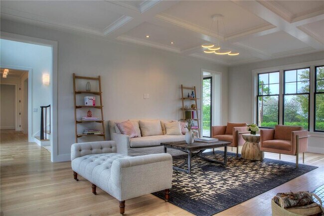 Building Photo - 766 Indian Ave