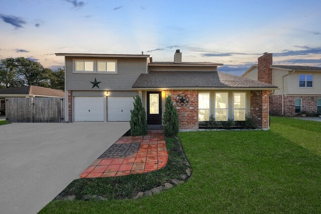 Building Photo - 601 E Castle Harbour Dr