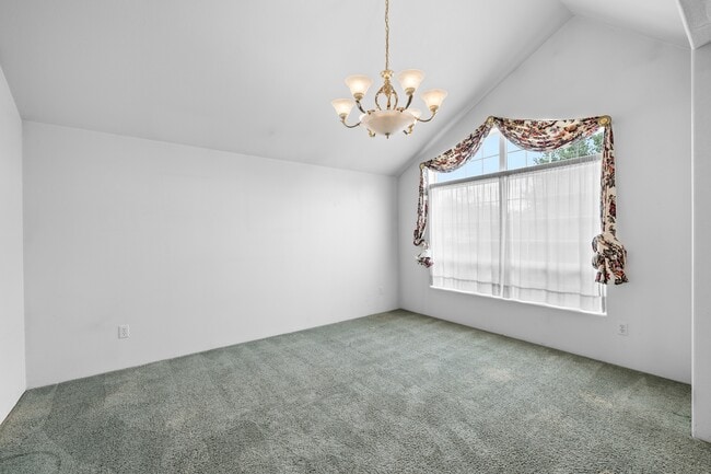Building Photo - 621 Shadow Wood Dr