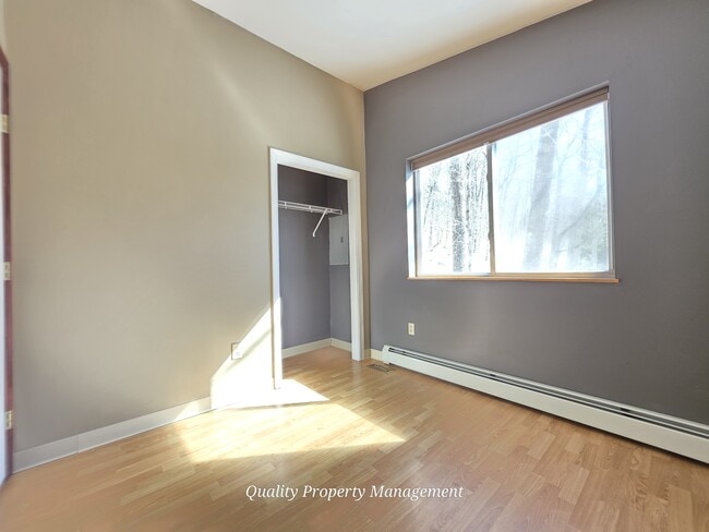 Building Photo - 116 Pine Trail