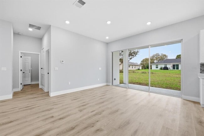 Building Photo - 13975 SW 27 Ct Rd
