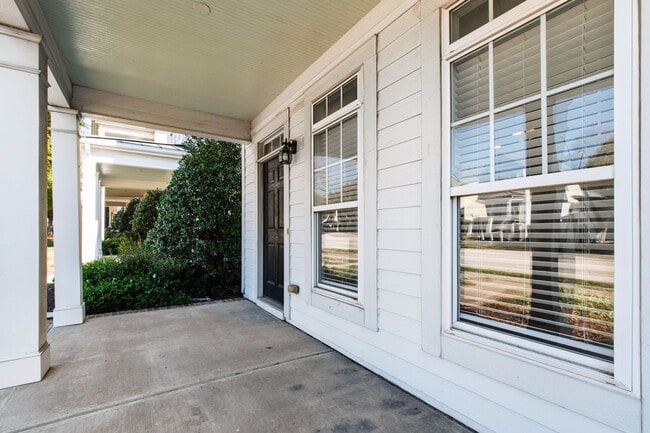 Building Photo - Charming and Move-In Ready 3BR Home | Prim...