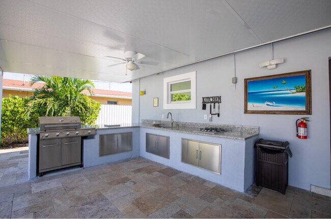 Building Photo - 1853 Florida Mango Rd
