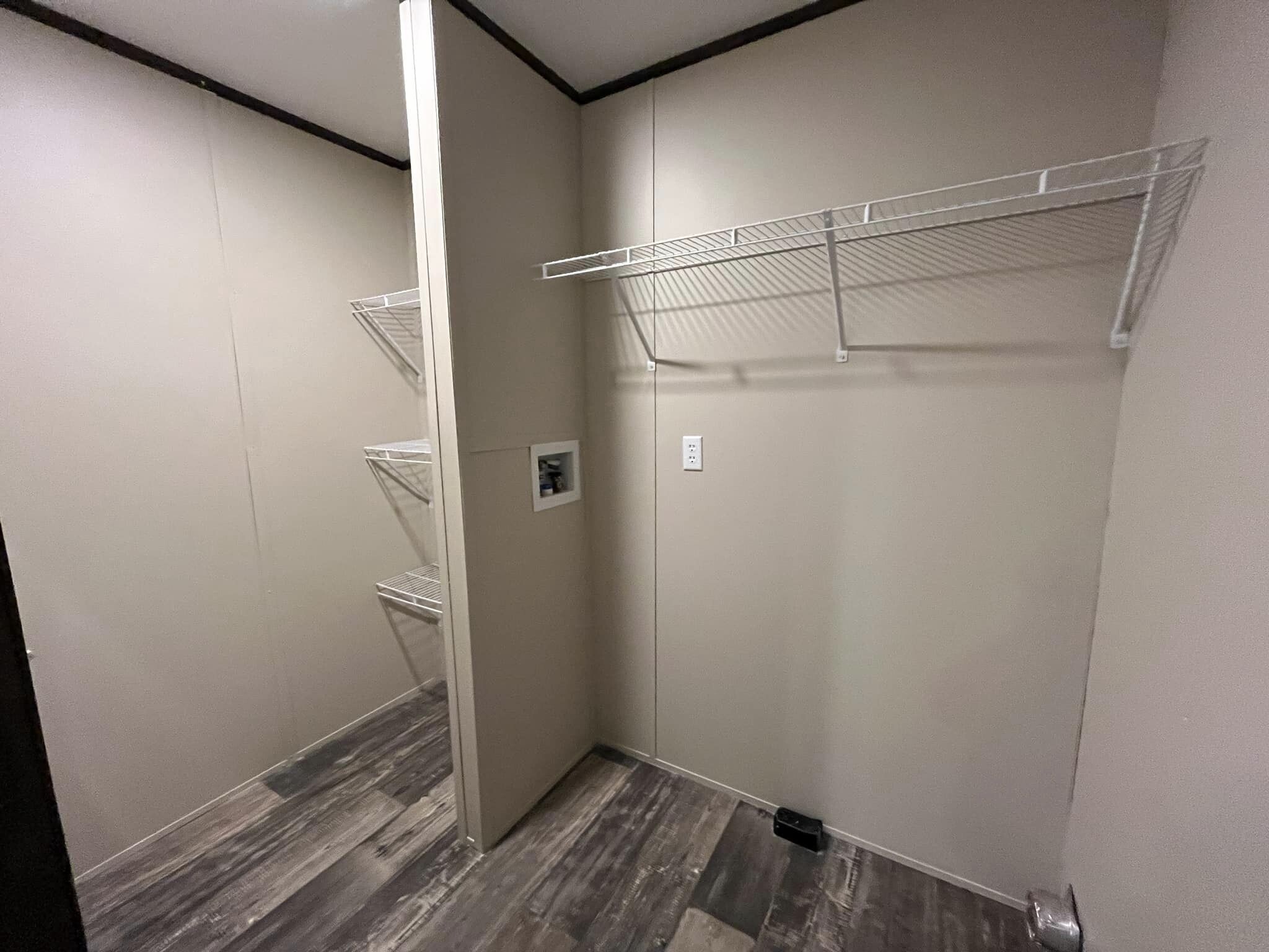 Building Photo - 126 Peggy St