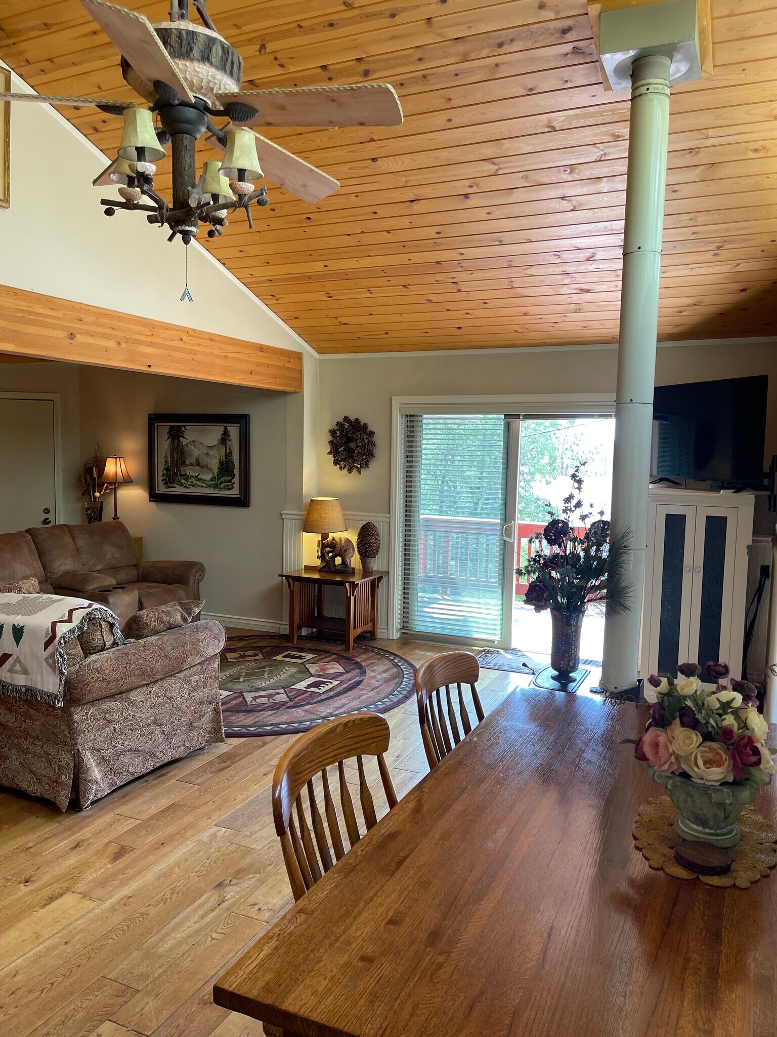 Building Photo - 1455 Rockspray Dr