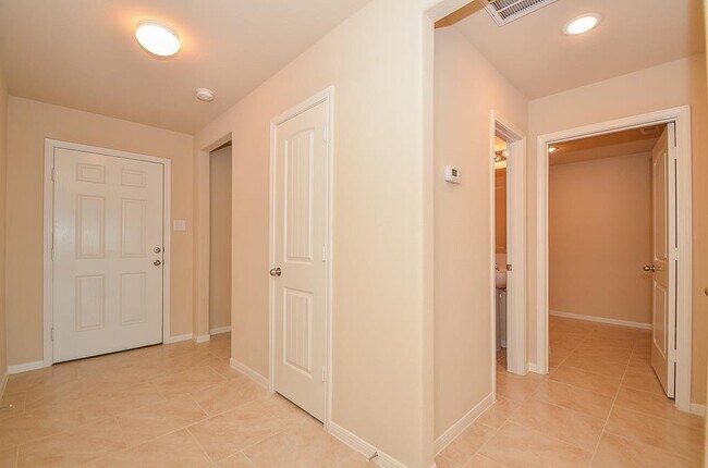 Building Photo - 3002 Josephine Falls Ct