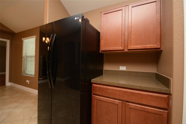 Building Photo - 12567 Canyon Falls Boulevard