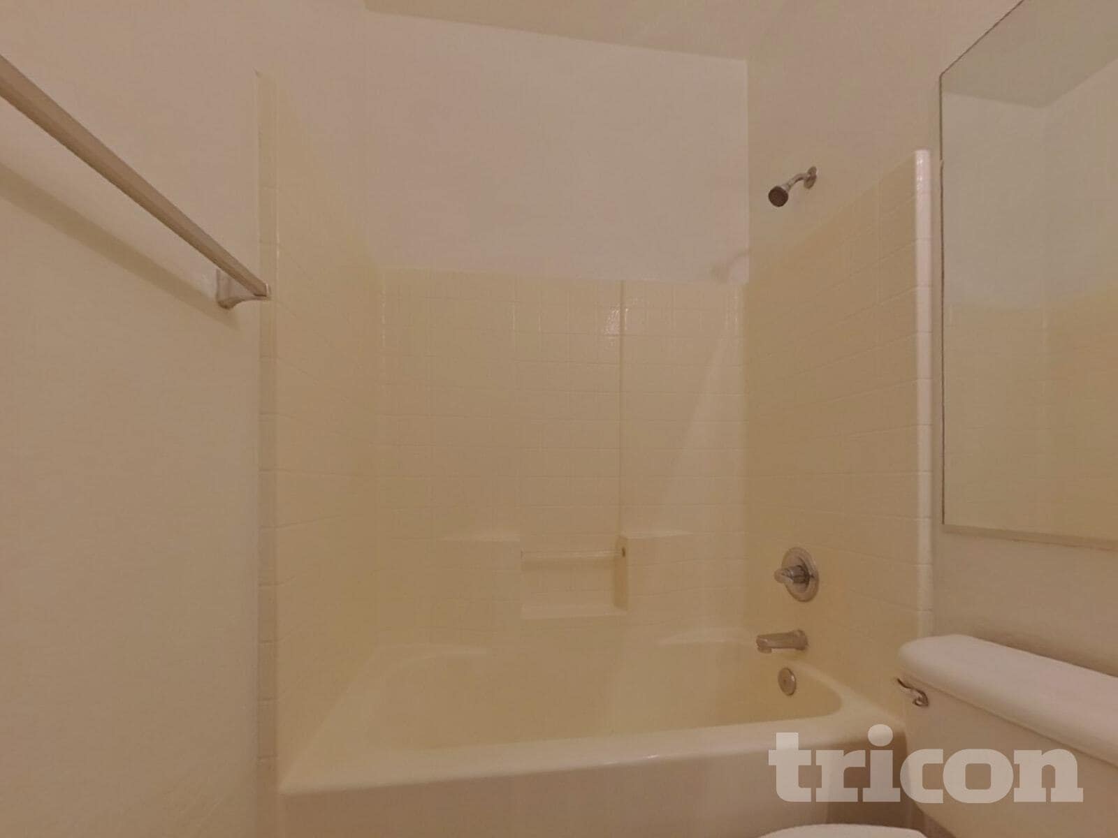 Building Photo - 11638 W Jackson St