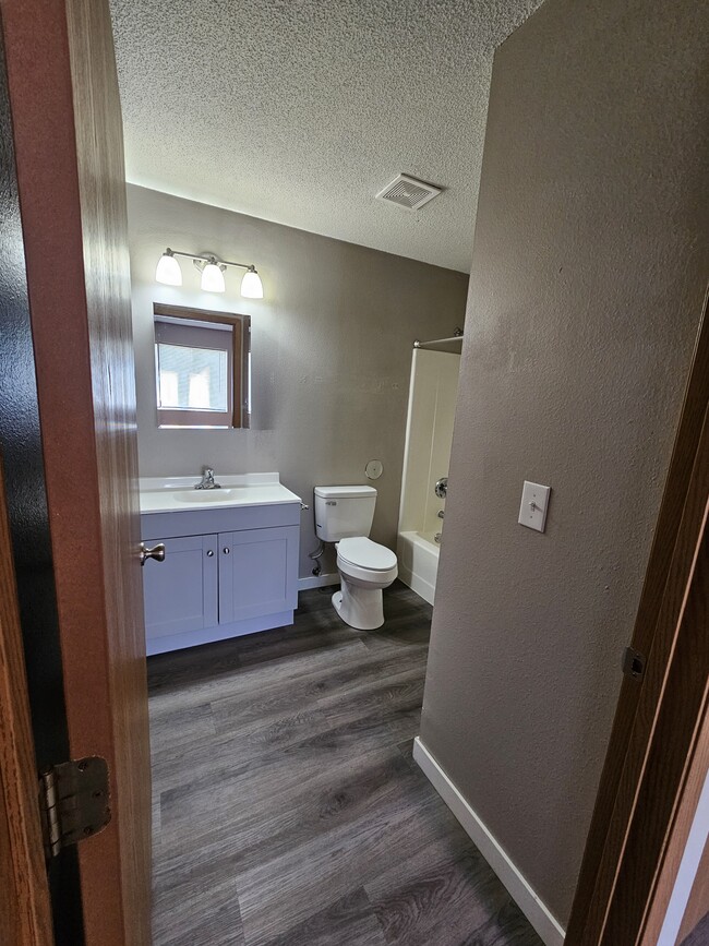 Building Photo - 8th & 8th Apartments