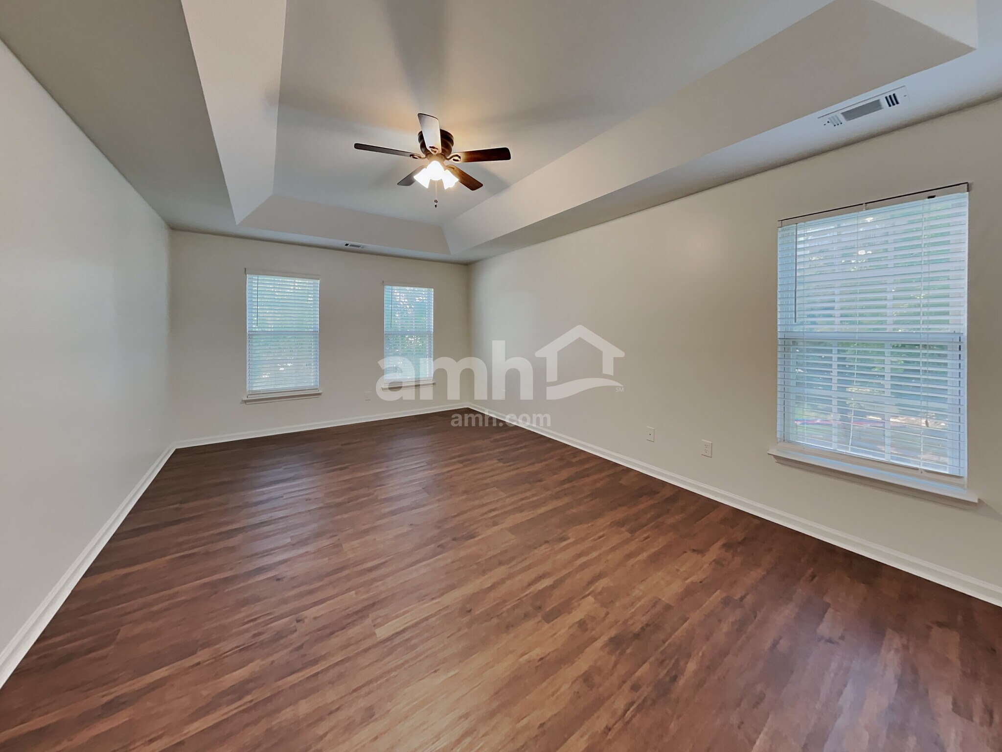 Building Photo - 219 Chandeleur Dr