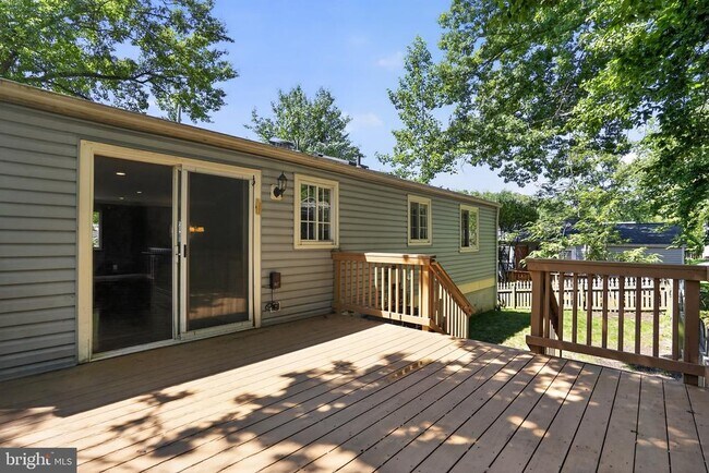 Building Photo - 10820 Split Oak Ln