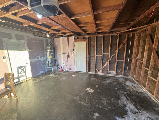 Building Photo - 1776 Pescadero Dr