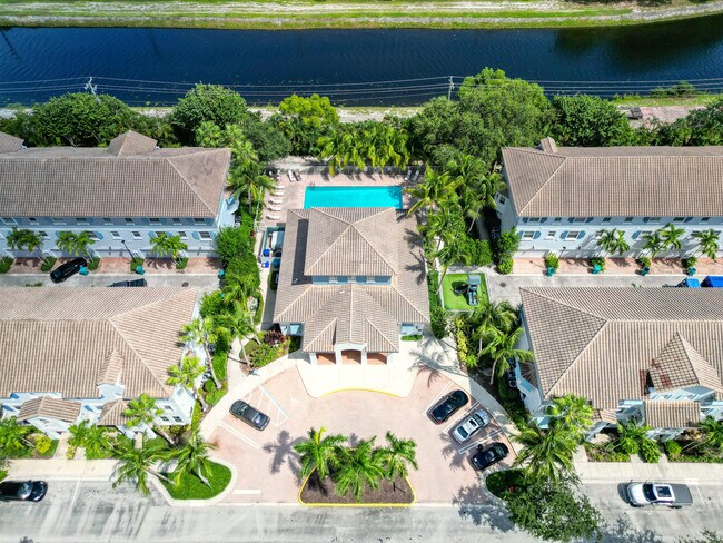 Building Photo - 1381 Piazza Delle Pallottole