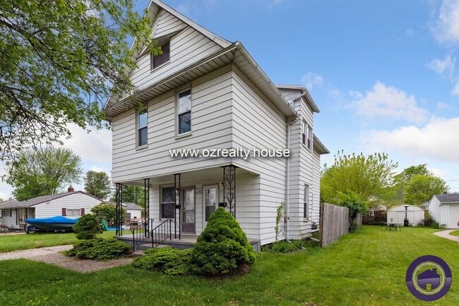 Building Photo - 1310 Almon Ave