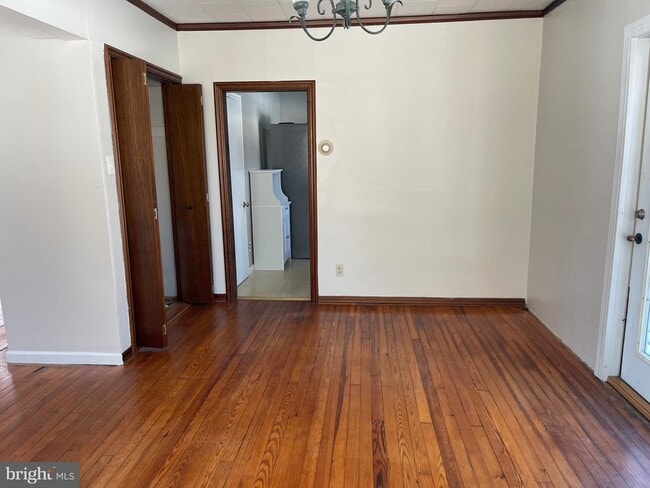 Building Photo - 322 McKinley Ave