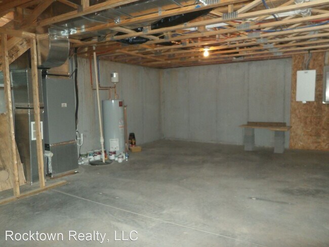 Building Photo - 2 br, 2.5 bath House - 1039 Alexander Hami...