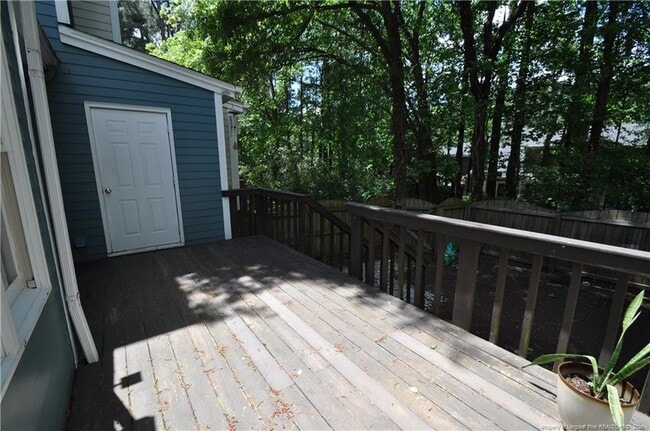 Building Photo - 1004 Oak Lake Ct