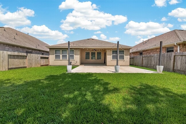 Building Photo - 1665 Morgan Trail Dr