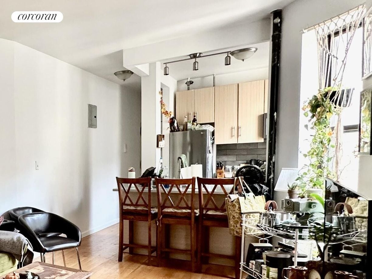 Building Photo - 508 W 136th St